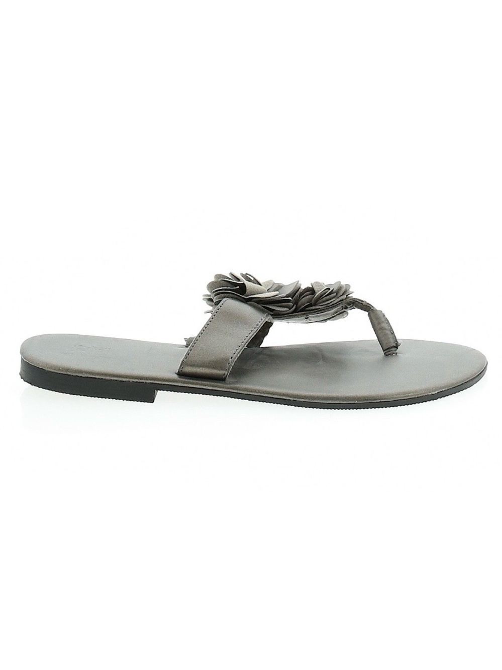 NEW YORK & CO. Women’s Gray Floral Toe-Post Thong Sandal